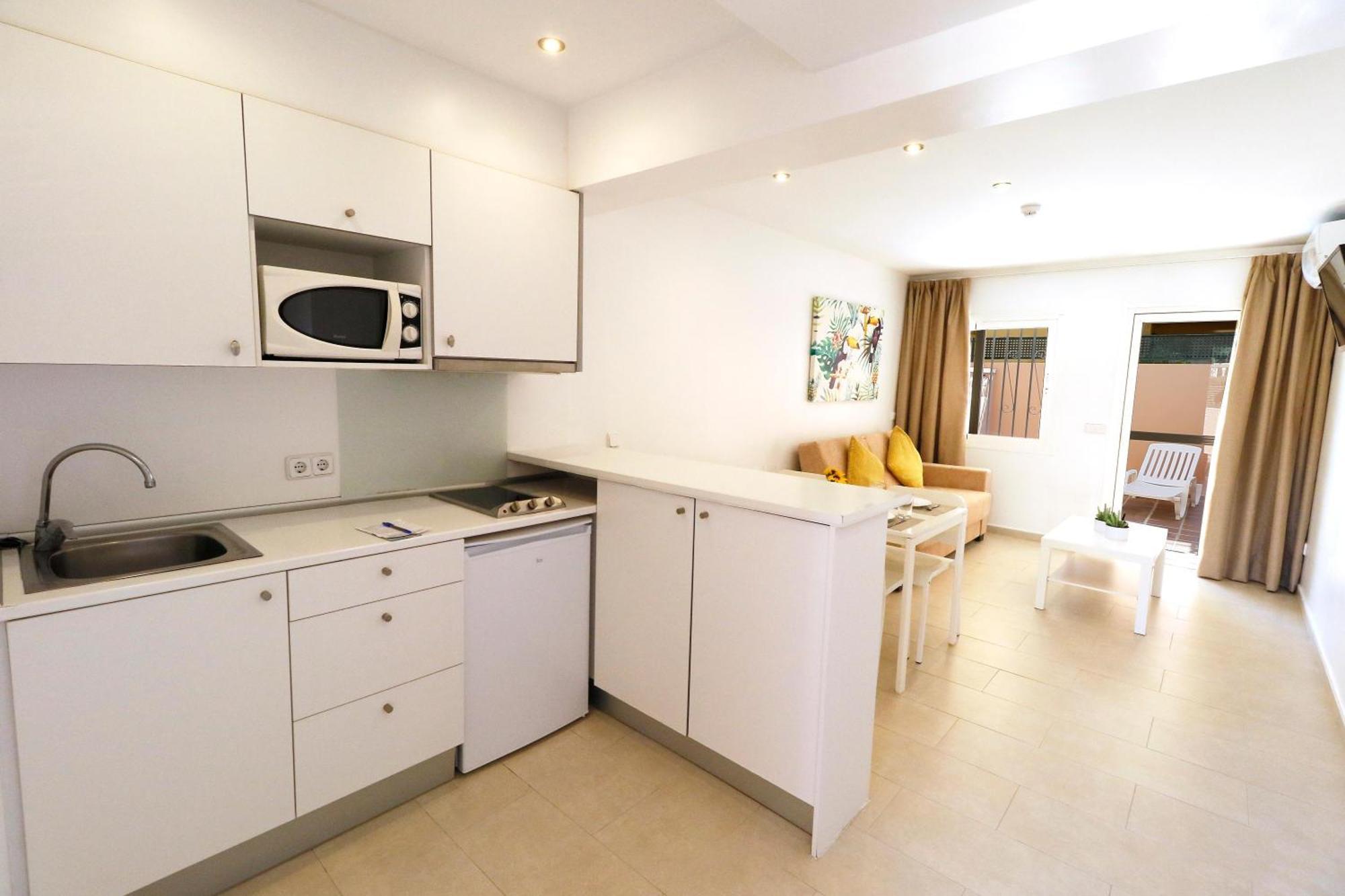 Naika Studios & Apartments Palmanova Kültér fotó