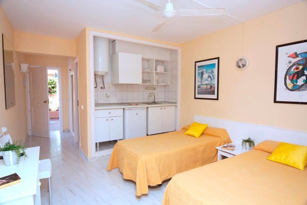Naika Studios & Apartments Palmanova Kültér fotó